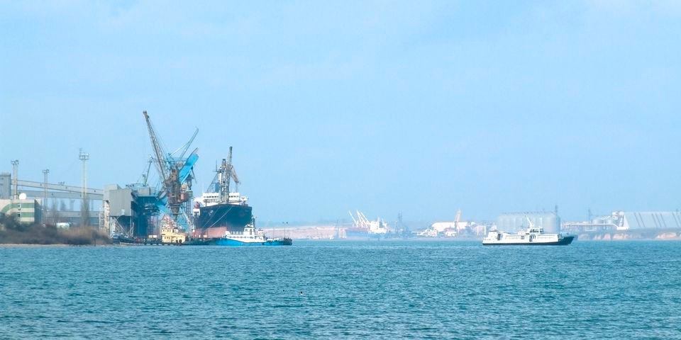 На иностранном судне под Одессой — вспышка коронавируса