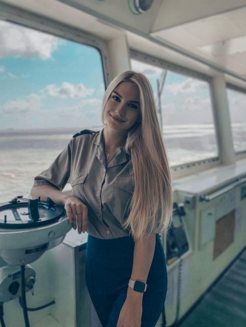 Сегодня женщина на судне — не к беде, а реальный конкурент мужчине-моряку