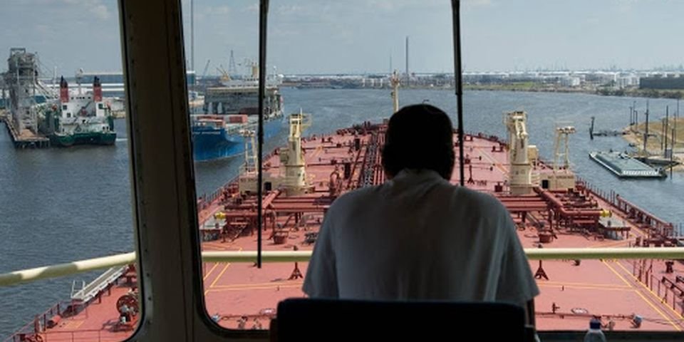 На судах установят приложения для обеспечения благополучия экипажей?