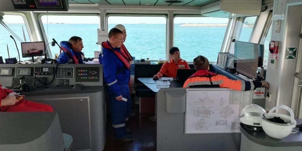 Работу по смене экипажей — возобновить