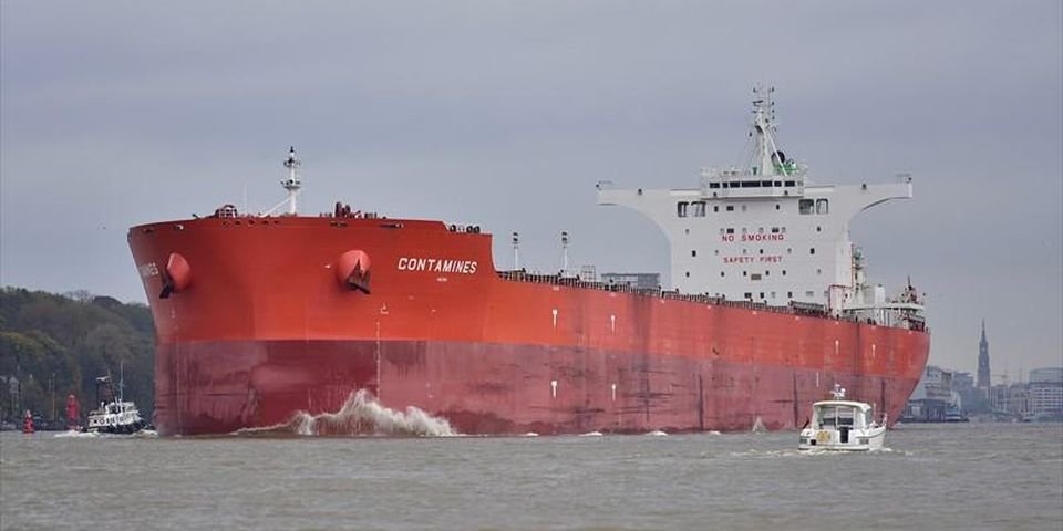 Смена экипажа одного судна стоила компании почти 1 млн USD