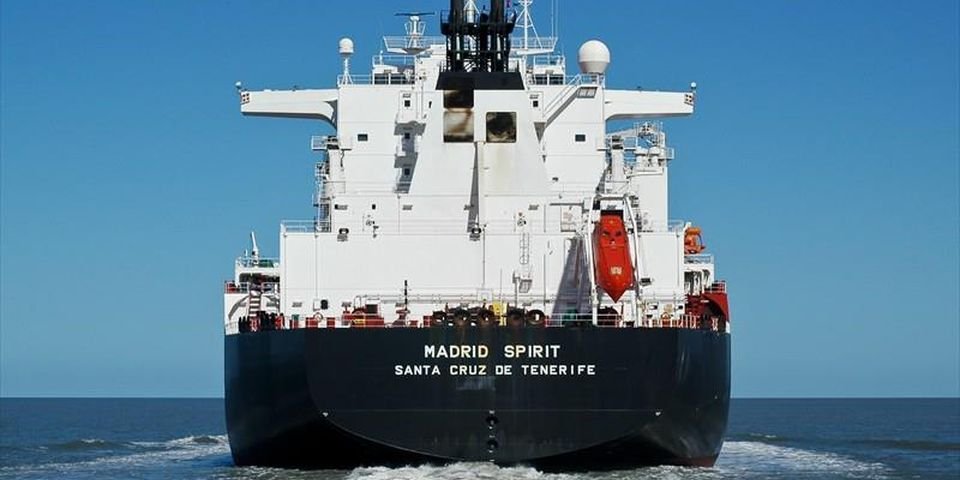 В потасовке на танкере один моряк порезал другого