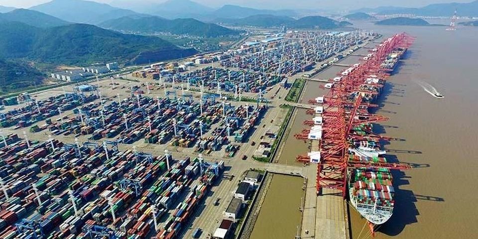 Страны «открываются» для смен моряков