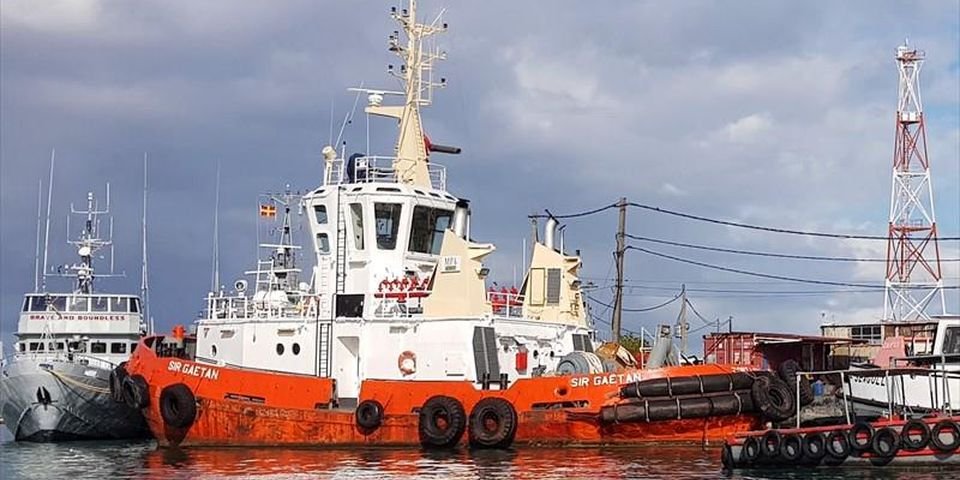 Только часть моряков спаслась после столкновения судов