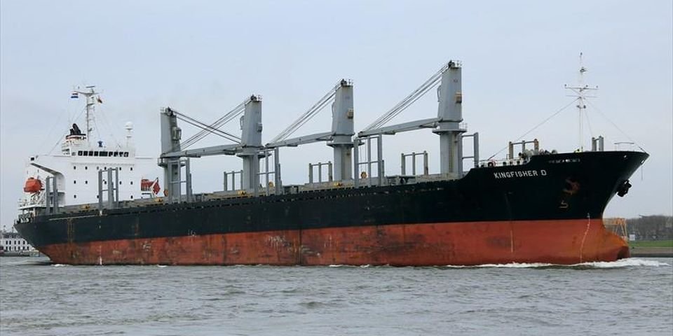 На судне в Греции умер капитан