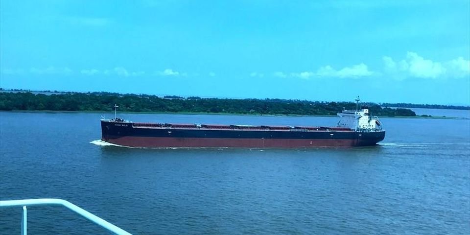 На судне в порту Австралии умер капитан