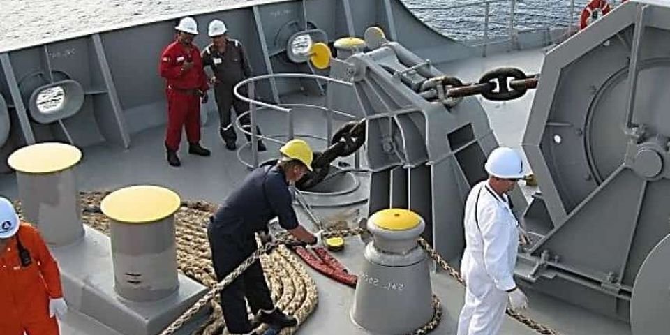 Перед моряками, которые работают в пандемию, весь мир в неоплатном долгу