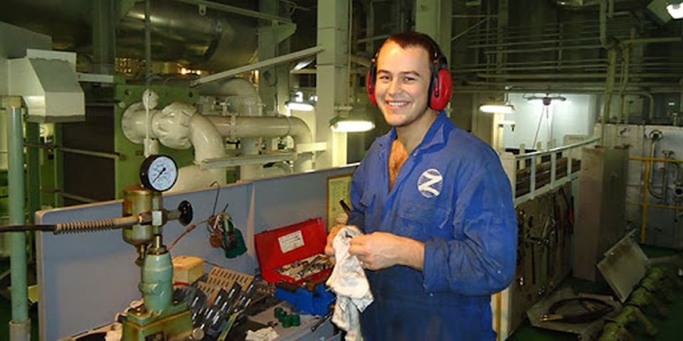 Профессия моряка больше не популярна, а офицеры — в дефиците