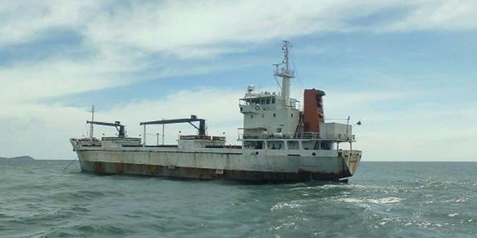 Капитан спасал брошенных моряков, а его назвали пиратом