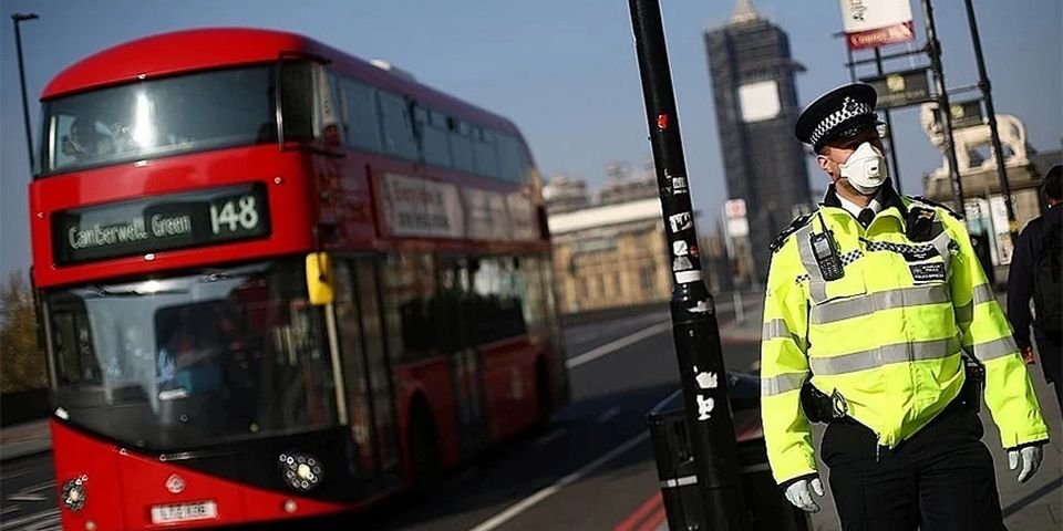 Распространяются ли строжайшие требования для въезда в Англию на моряков?