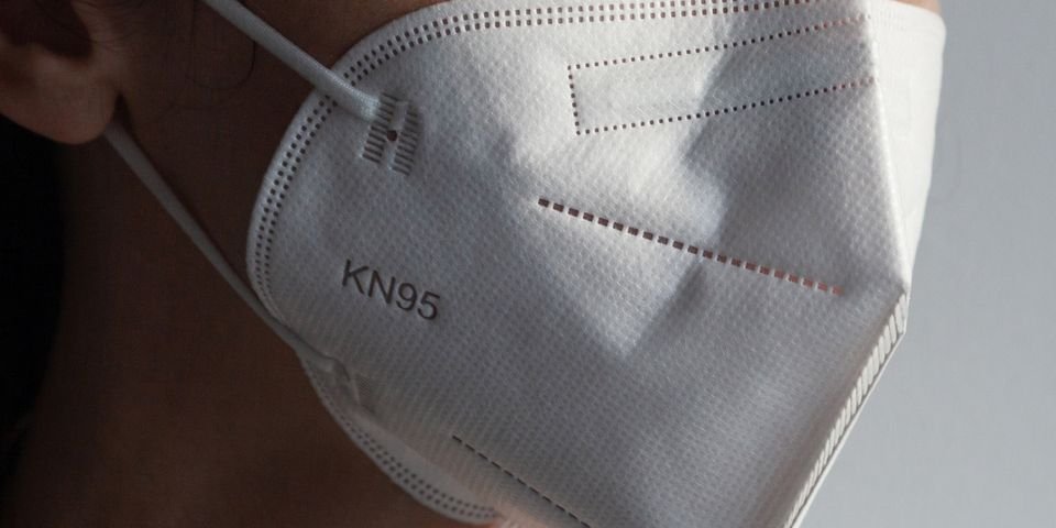 На борт теперь только в масках высокого класса защиты