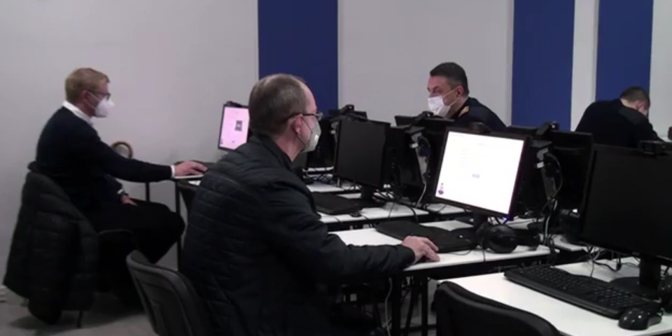 Украинские моряки смогут сдавать тесты удаленно и на английском?