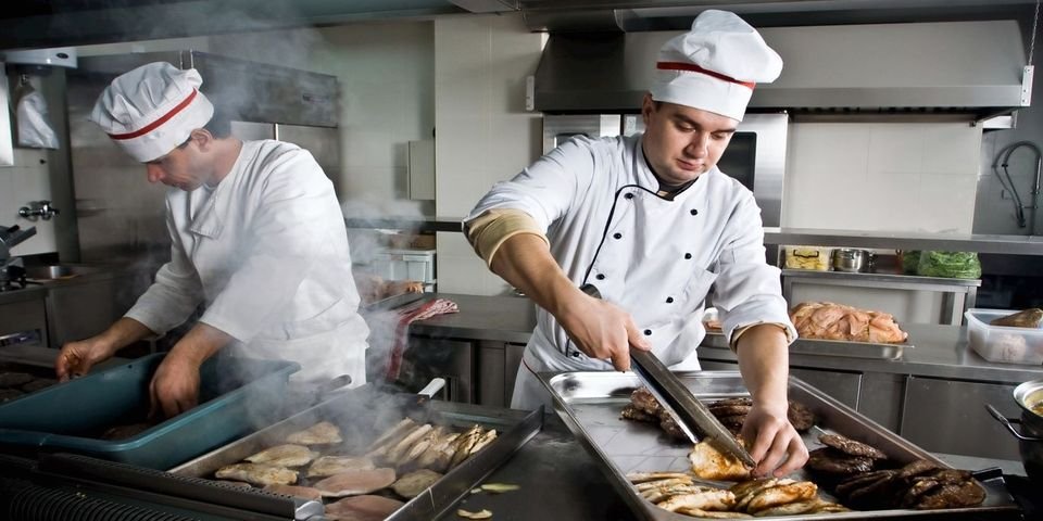 А вы знали, что судами управляют коки?