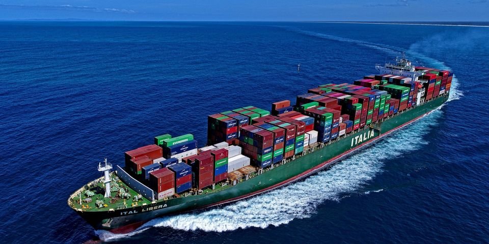 Капитан скончался на судне после двух недель рейса