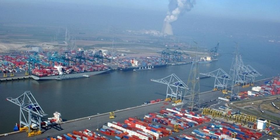 Морякам «дверь открыта» для посадки на судно, несмотря на жесткие ограничения