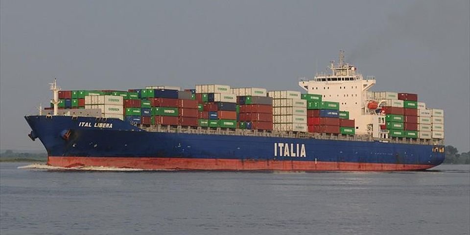 Судно с мертвым капитаном не принял ни один азиатский порт