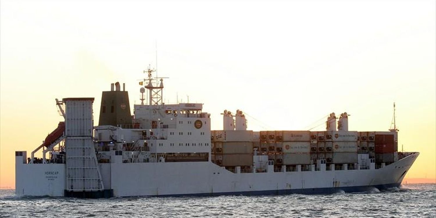 Украинский моряк скончался на борту, не выдержав жары: судно полностью обесточено