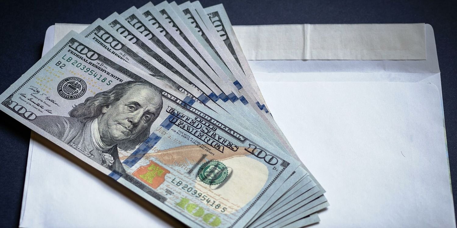 За поддельные морские документы организаторов схем и моряков стали «отлавливать»