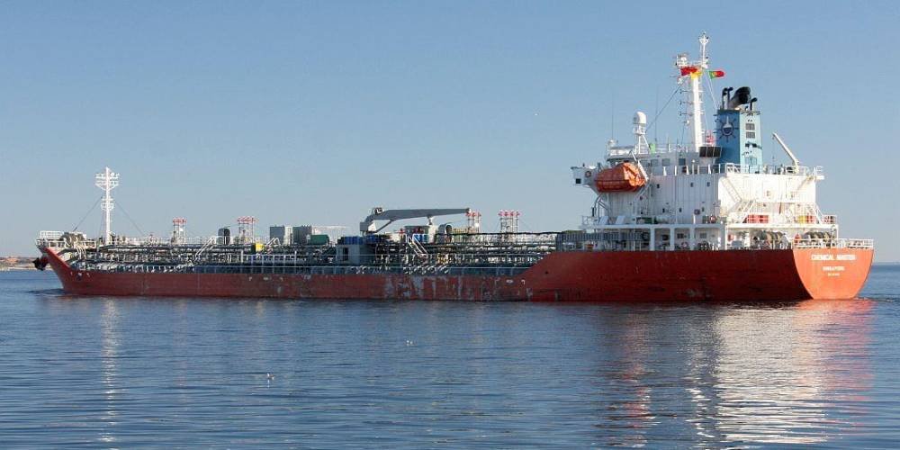 Два моряка погибли в результате пожара на борту танкера