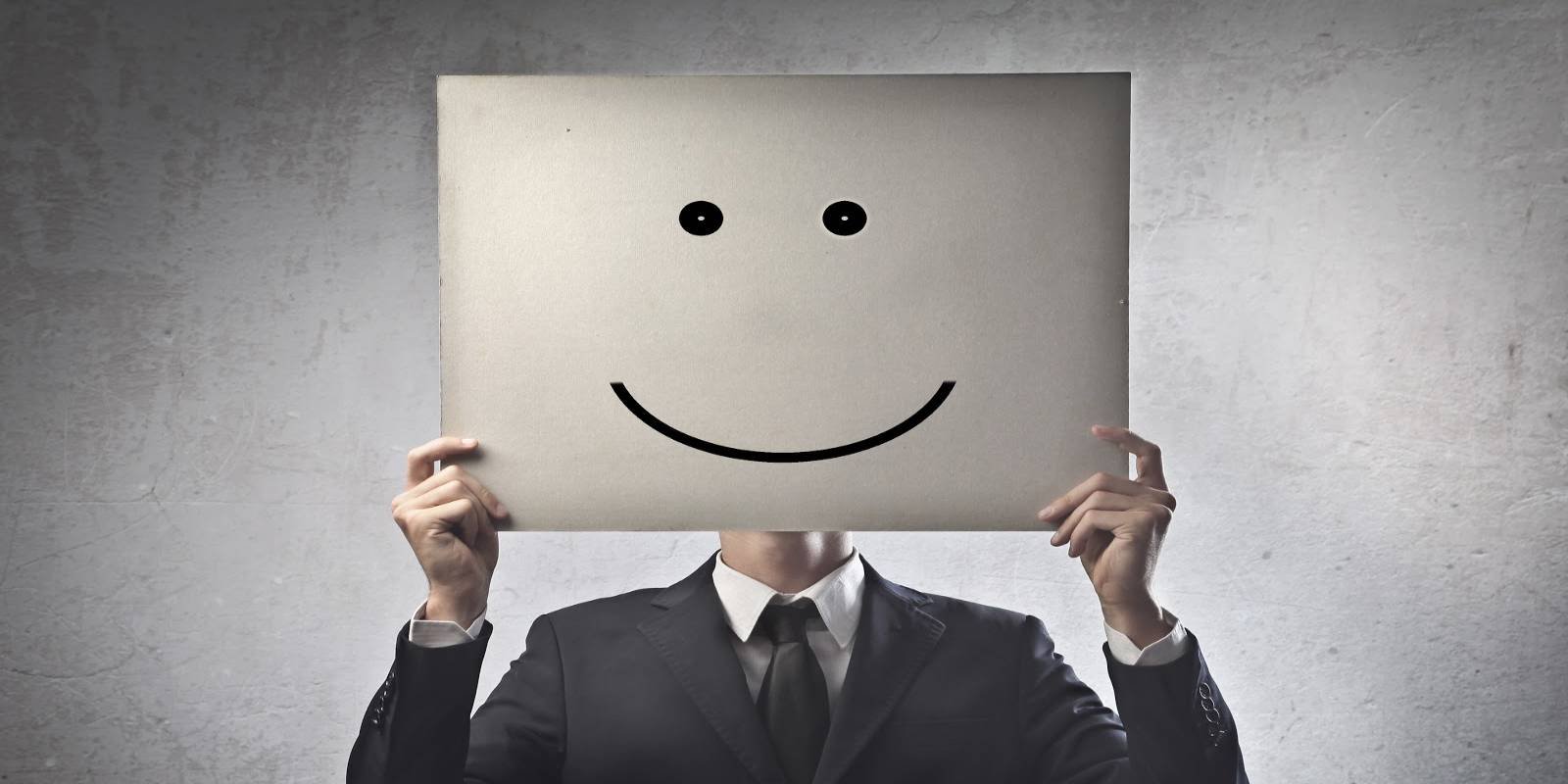 В Николаеве у моряков обнаружили поддельные документы и некоторые по ним оказались «женщинами»