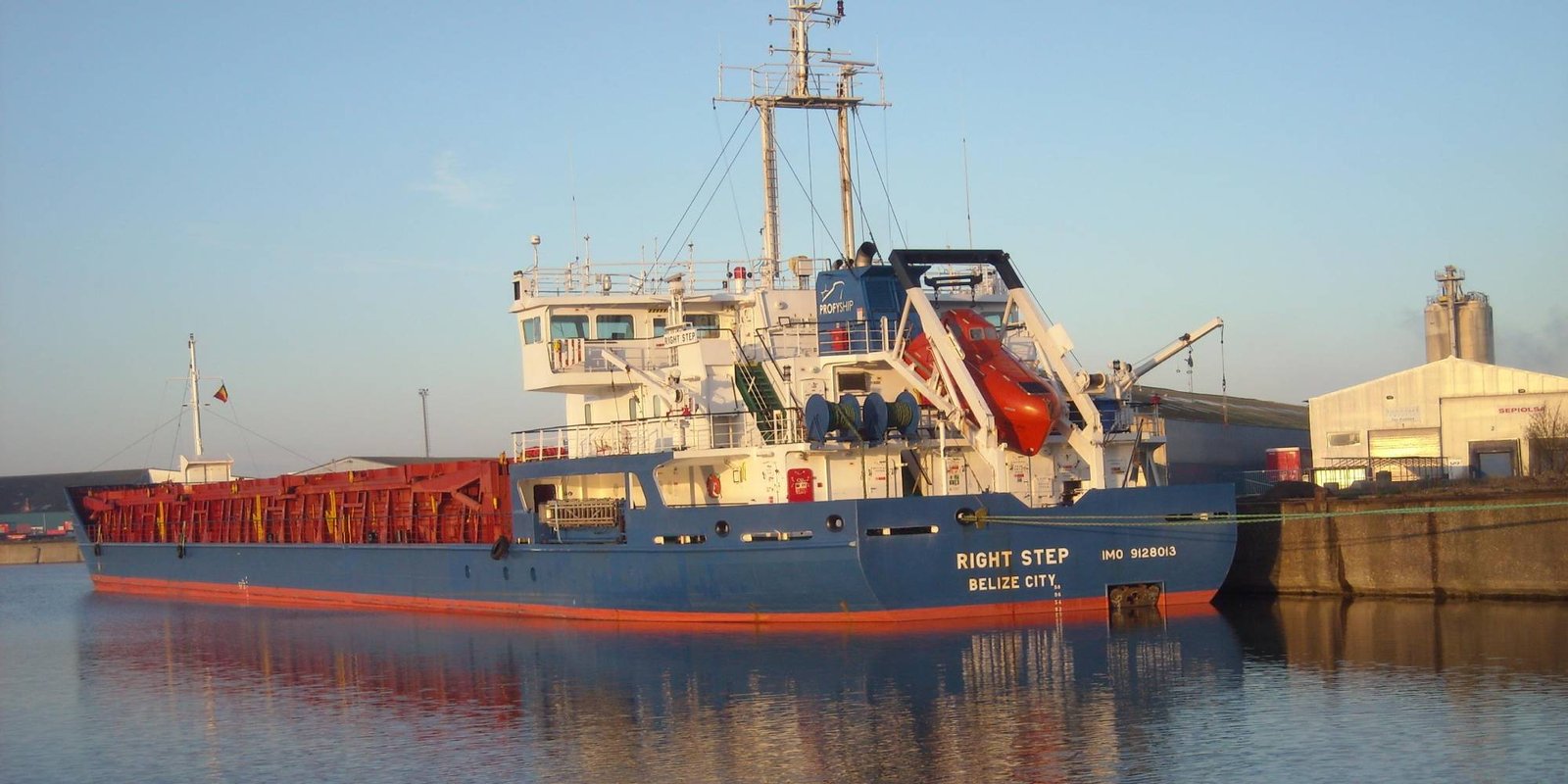 Выпавшего с судна в Одесской области боцмана нашли мёртвым в Румынии