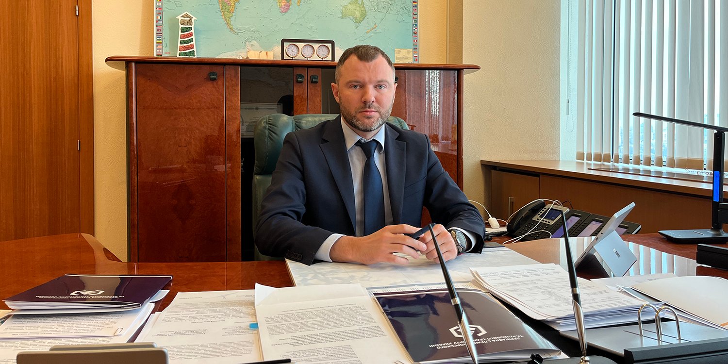 Знает ли глава МорАда, что стоимость пакета документов равна количеству украинских моряков? (ИНТЕРВЬЮ)