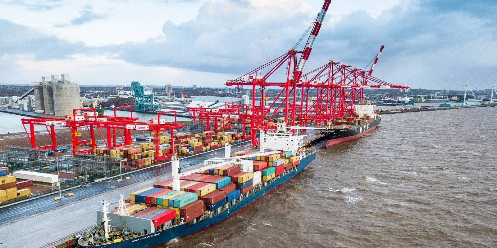 Капитана судна, который не предупредил о фумигации груза в рейсе, наказали