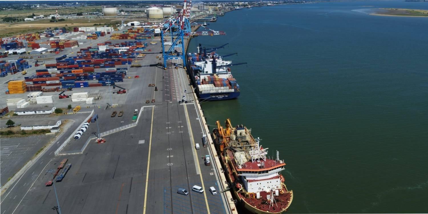 Из-за задержанных российских судов страдают финансово портовые власти