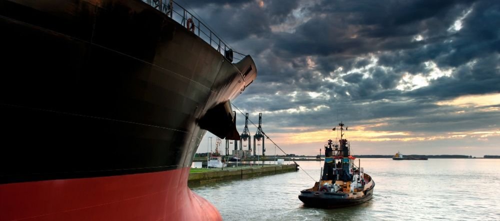 Иностранные компании повышают зарплату и улучшают условия работы для украинских моряков