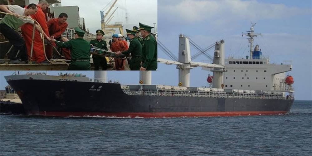 Трое моряков отравились во время выгрузки груза: один скончался